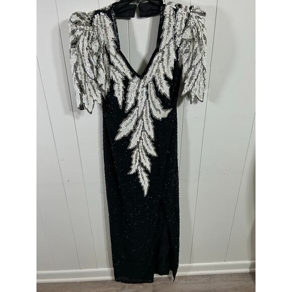 Vintage No Label 80's Sequin Formal Gown. With Slit. Size 0-2. Black and White. - Picture 11 of 11